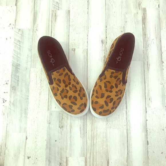Shoes - Leopard slide tennis shoes